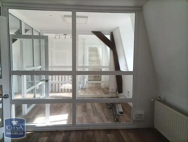 Location local commercial 130m²