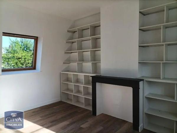 Location local commercial 130m²