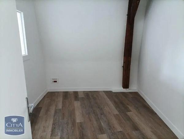 Location local commercial 130m²