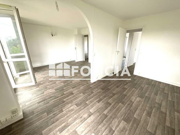 Appartement 4 pièces T4 F4 68 m² à Rosny-sous-bois 93110 à vendre