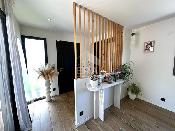 Maison contemporaine 5 pièces 131 m2