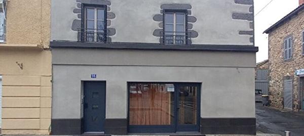 Location bureau près de Saint-Flour - 4 pièce(s) - 120 m² - 800 € par mois