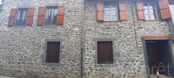 Location bureau près de Saint-Flour - 4 pièce(s) - 120 m² - 800 € par mois