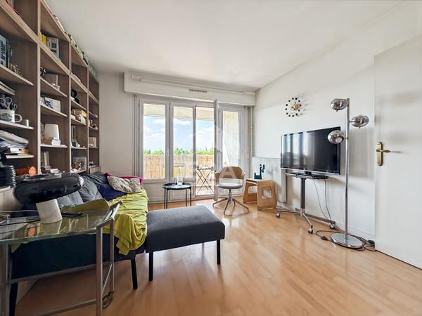 Boissière- Appartement Montreuil 2/3 pièces de 55 m² avec balcon, parking et cave