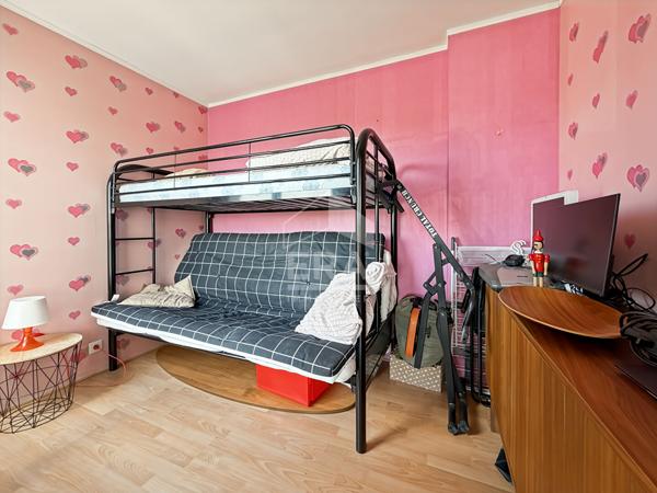 Boissière- Appartement Montreuil 2/3 pièces de 55 m² avec balcon, parking et cave