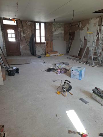 Maison à rénover Le Creusot 3 pièce(s) 68 m2 avec terrain 647m2