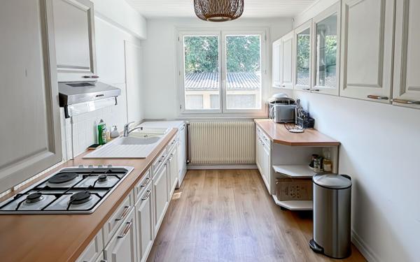 Appartement à louer    4 pièces • 64,38 m2 Lyon 8