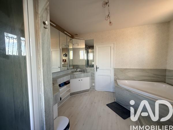 Maison à vendre 8 pièces 360 m² Jaunay-Marigny