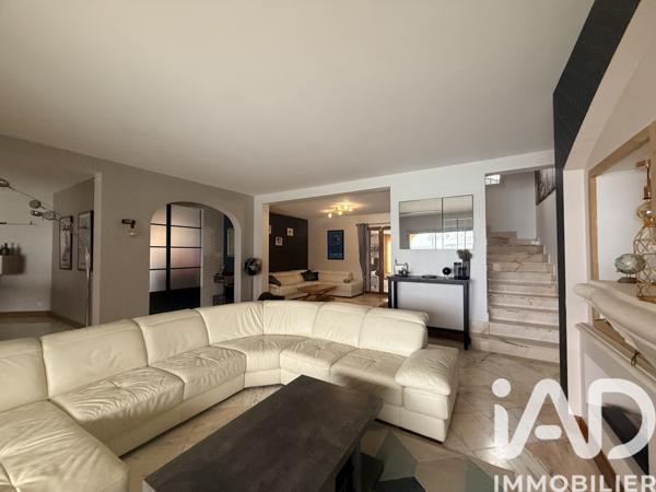 Maison à vendre 8 pièces 360 m² Jaunay-Marigny