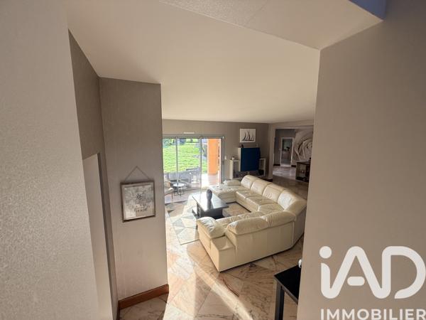 Maison à vendre 8 pièces 360 m² Jaunay-Marigny