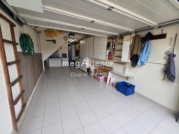 Maison à FOUGERES, 35300 - 4 pièces 97m²