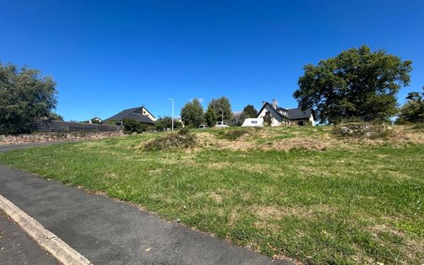 Terrain à vendre    Campuac