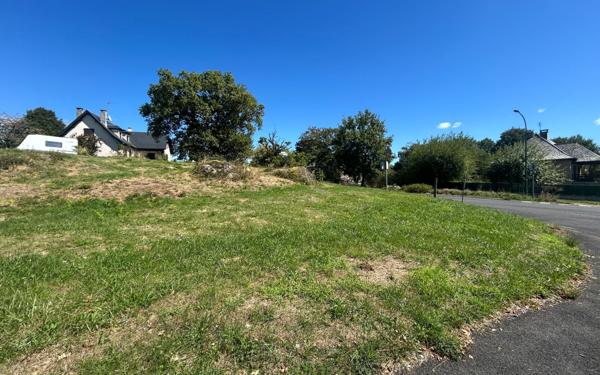 Terrain à vendre    Campuac