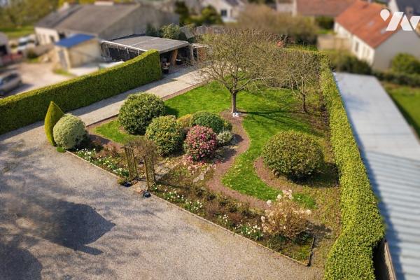 ENSEMBLE IMMOBILIER - LES PIEUX