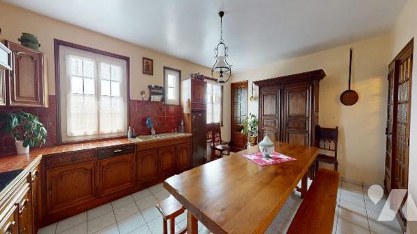 ENSEMBLE IMMOBILIER - LES PIEUX