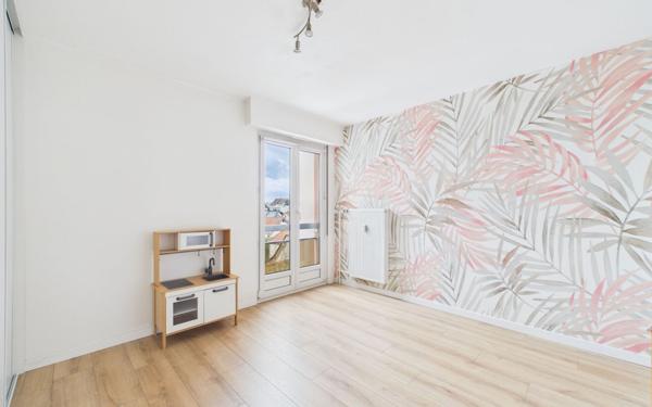 Appartement à vendre    3 pièces • 72,92 m2 Illkirch-Graffenstaden