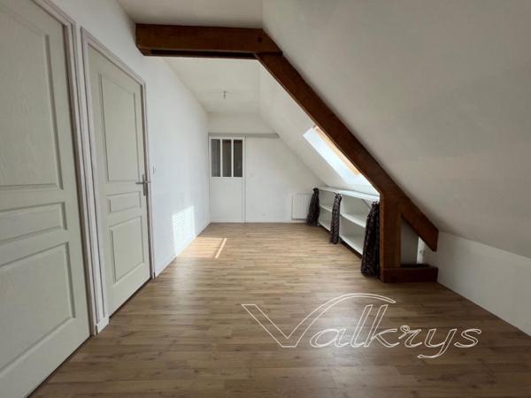 Maison proche mer et commodités -7P- Terrain 1000m2 zone U