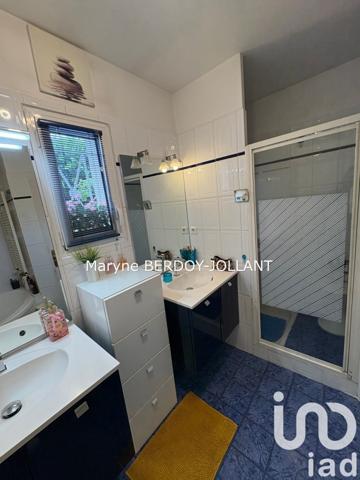 House for sale 4 rooms 105 m² Bon-Encontre