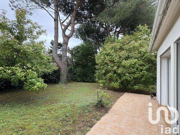 House for sale 4 rooms 105 m² Bon-Encontre