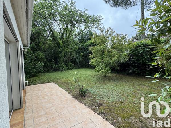 House for sale 4 rooms 105 m² Bon-Encontre