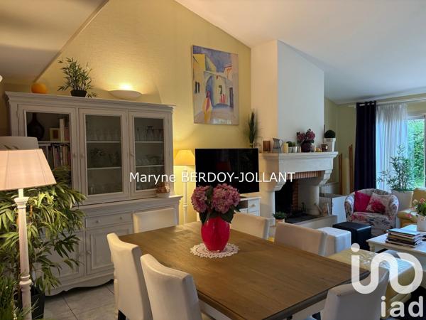 House for sale 4 rooms 105 m² Bon-Encontre