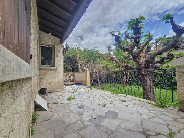 Maison  5 pièce(s) 150 m2