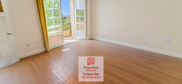 Maison bourgeoise 7 pièce(s) 220 m2