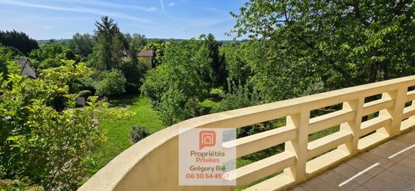 Maison bourgeoise 7 pièce(s) 220 m2