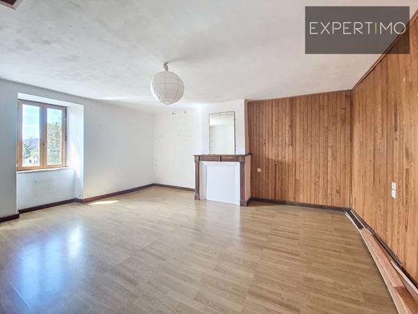 Alrance (12430) Maison de 130 m² 4 CH 5P avec terrain + Grange + Possibilité Gites/Chambres d'hôtes