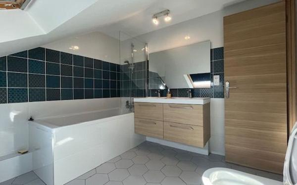 Maison à vendre    6 pièces •  Courcouronnes