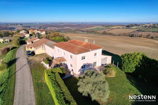 A Vendre Maison de 210 m² avec dépendances, garage et parc arboré de plus de 3700 m² à Gazaupouy