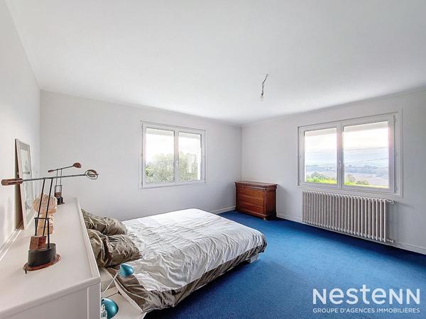 A Vendre Maison de 210 m² avec dépendances, garage et parc arboré de plus de 3700 m² à Gazaupouy