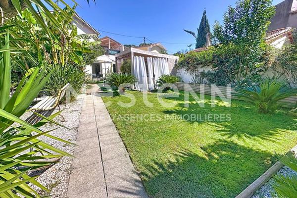 Maison Cannes La Bocca 4 pièce(s) 168 m2