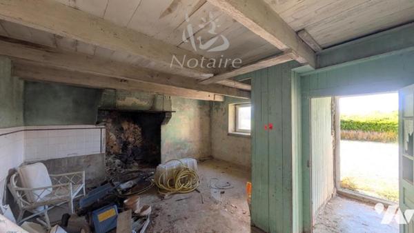 À moins de 300 m du bord de mer – Ensemble immobilier de charme avec vue mer et fort potentiel