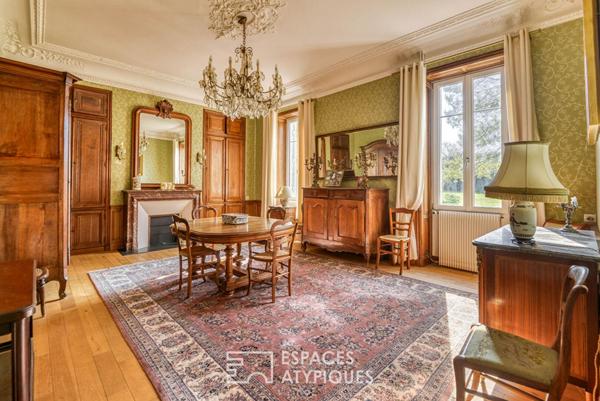 Maison de maître et dépendances dans un écrin de nature préservé