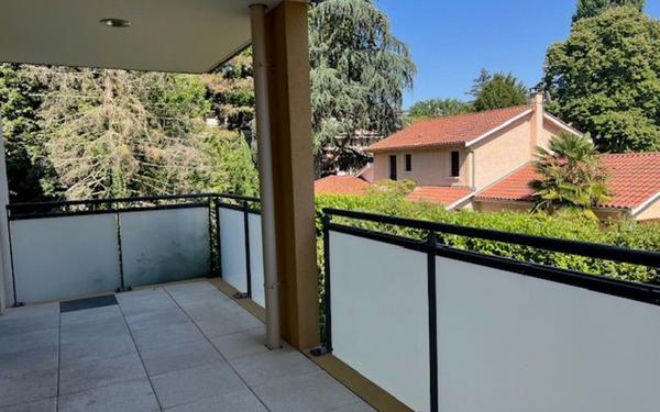 Appartement à vendre    2 pièces • 47 m2 Écully