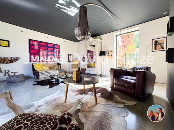 Maison
         7 pièces
        - 230 m² Bien prestige 499 000 € *