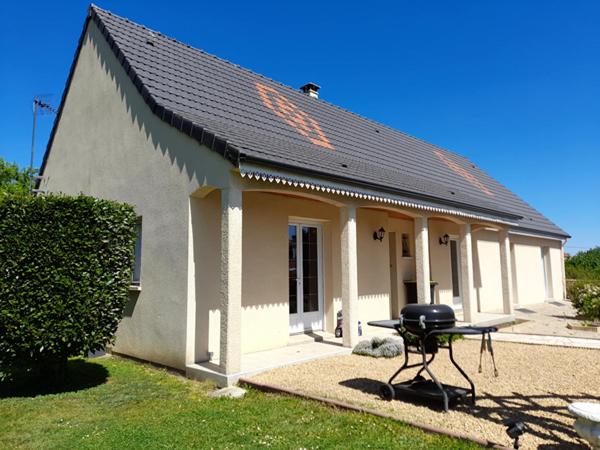 PRODUIT RARE , PAVILLON INDEPENDANT  HAB DE PLAIN PIED AVEC PISCINE ET SPA