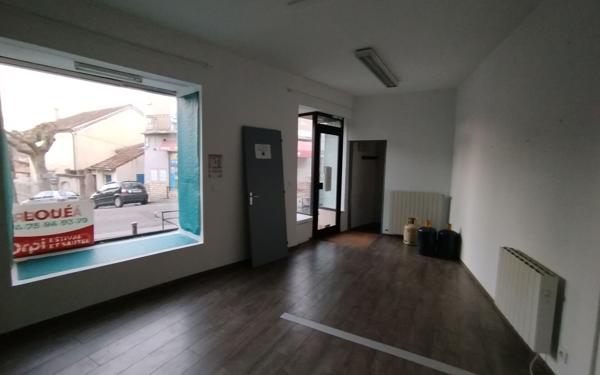 Maison à vendre    2 pièces •  Joyeuse