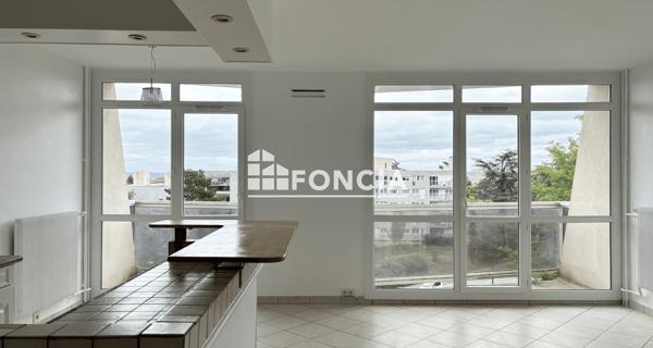 Location Appartement 2 pièces 45.87 m² - Plaisir 78370