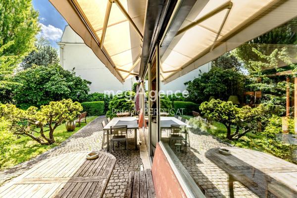 Maison à LE PERREUX-SUR-MARNE, 94170 - 13 pièces 250m²