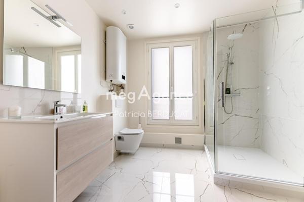 Maison à LE PERREUX-SUR-MARNE, 94170 - 13 pièces 250m²