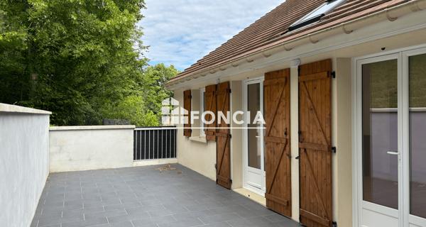 Location Maison 3 pièces 84.1 m² - ÉTampes 91150