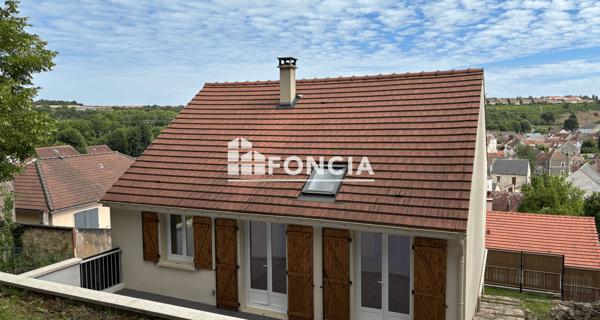 Location Maison 3 pièces 84.1 m² - ÉTampes 91150