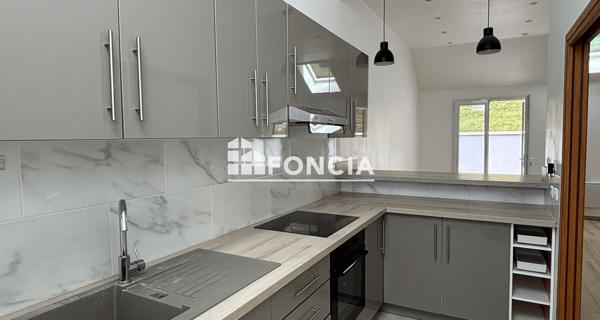 Location Maison 3 pièces 84.1 m² - ÉTampes 91150