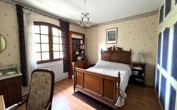 Maison à vendre    5 pièces • 192,39 m2 Mérignac