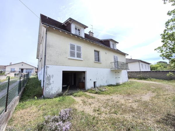 Maison familiale pleine de potentiel