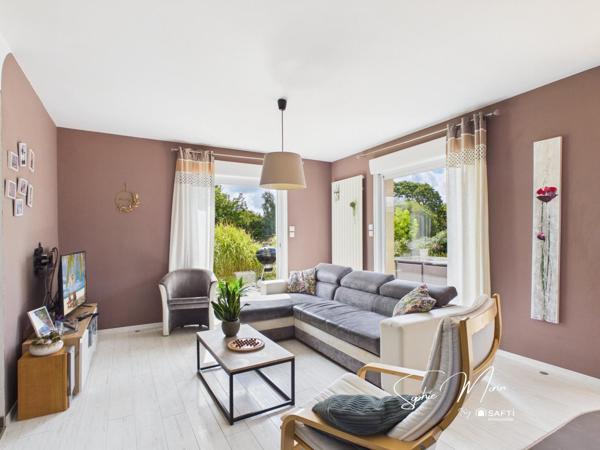 Maison familiale avec jardin à proximité du bourg et du littoral