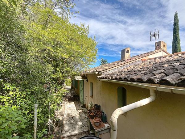 Le Beausset Maison de plain-pied de 120 m² sur 3178 m² de terrain