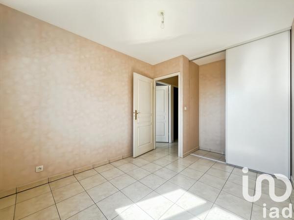 Appartement 3 pièces de 68 m² à Brie-Comte-Robert (77170)